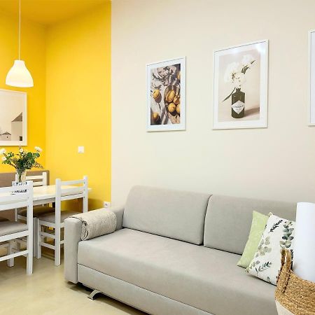 13 Eur For Monthly Stay - Home By The Sea - Hbs Golem  Exteriör bild